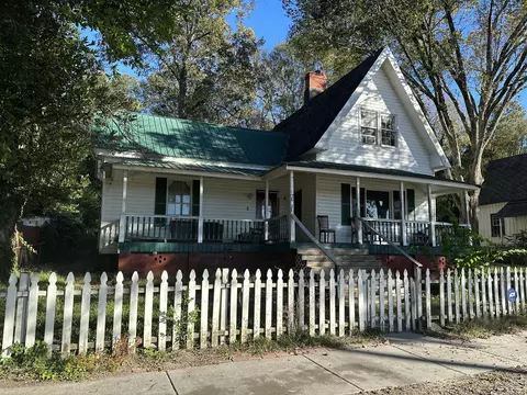 7 Gregg St, Graniteville, SC 29829