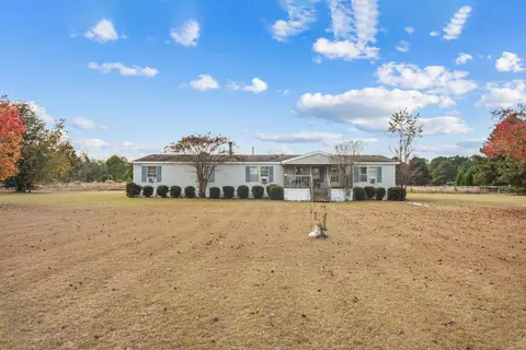 1234 Weeks Rd, Williston, SC 29853