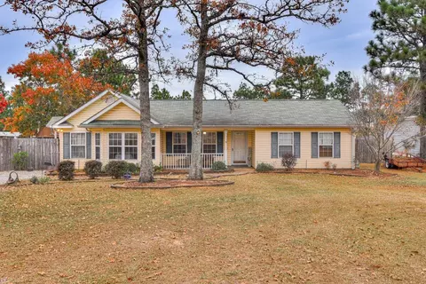 220 Holly Meadows Dr, Graniteville, SC 29829