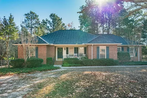 106 Crossroads Dr, Graniteville, SC 29829
