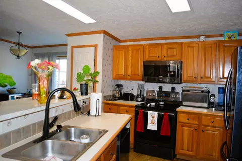 723 A C Bouknight Rd, Gilbert, SC 29054 photo 6