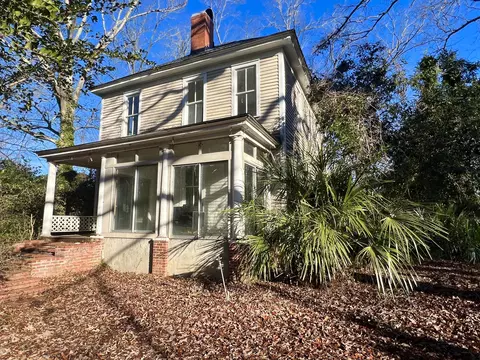 1128 Colleton Ave SE, Aiken, SC 29801