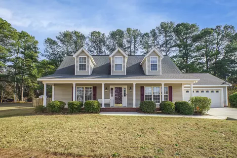 1052 Willow Woods Dr, Aiken, SC 29803