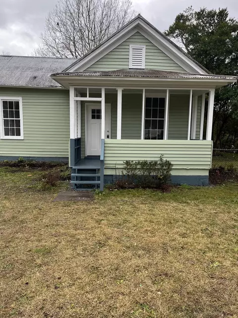 58 Church St, Warrenville, SC 29851