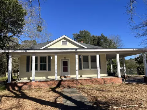 3690 Dexter St, Blackville, SC 29817