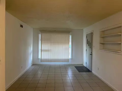 217 E Pine Log Rd, Aiken, SC 29803 photo 2