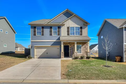 1096 Sapphire Dr, Graniteville, SC 29829