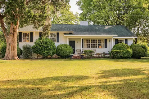 233 Hollow Creek Farm Rd, Aiken, SC 29803