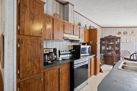 633 Live Oak Dr, Windsor, SC 29856 photo 10