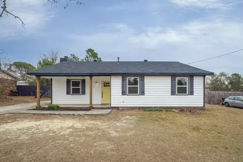 4104 Country Ln, Hephzibah, GA 30815
