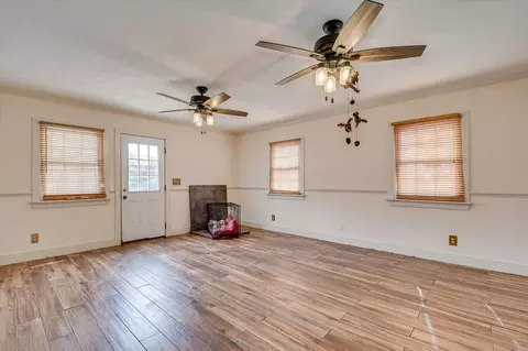 Living - 310 5th St, Jackson, SC 29831 photo 4 of 4