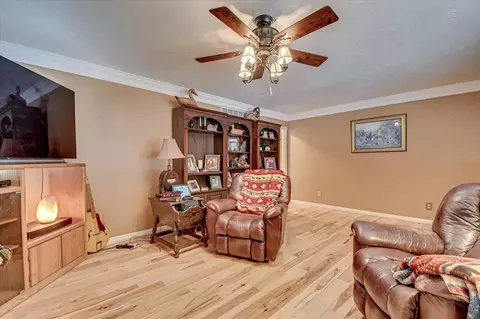 Living - 310 5th St, Jackson, SC 29831 photo 3 of 4