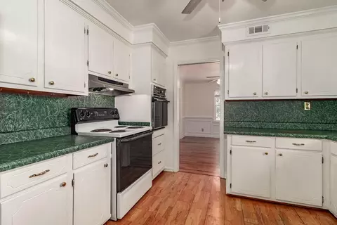 Kitchen - 407 Sheffield Cir, Augusta, GA 30909 photo 3 of 6