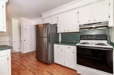 Kitchen - 407 Sheffield Cir, Augusta, GA 30909 photo 2 of 6