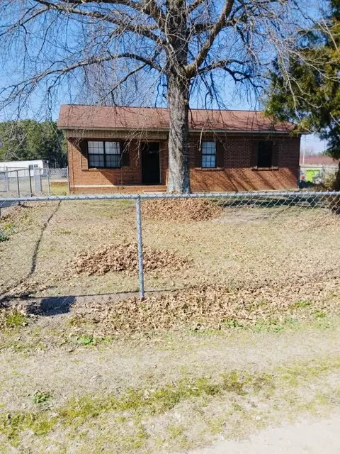 Exterior - 1122 Stretch Dr, Johnston, SC 29832 photo 2 of 5