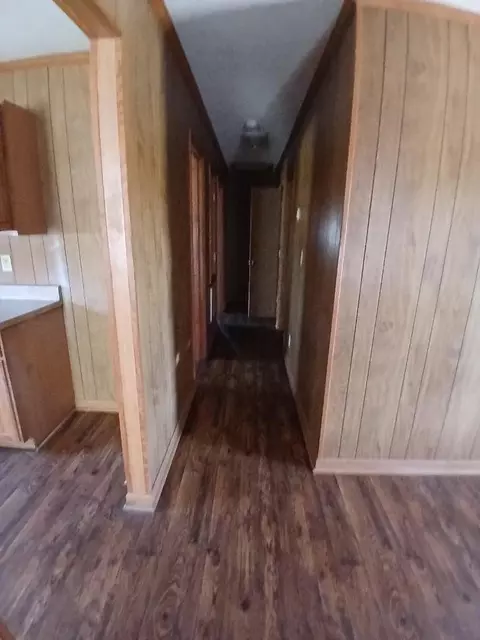 Entry Way - 1122 Stretch Dr, Johnston, SC 29832 photo 2 of 3