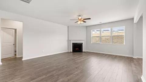 Living - 810 Lytham Dr, Aiken, SC 29801 photo 2 of 2