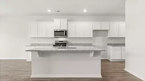 Kitchen - 810 Lytham Dr, Aiken, SC 29801 photo 3 of 6