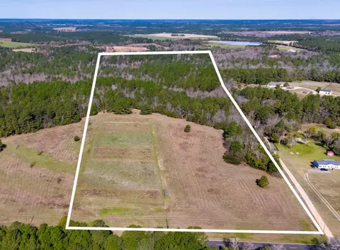 1835 New Holland Rd, Wagener, SC 29164