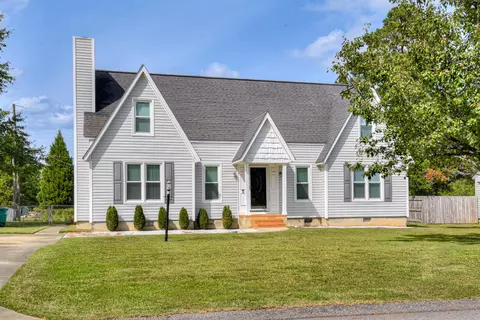 134 Robinwood Dr, Aiken, SC 29803