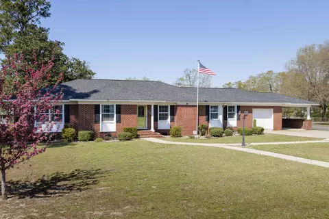 302 W Stevens Dr, Kershaw, SC 29067
