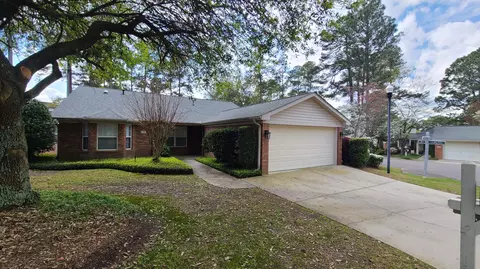 605 Clarendon Pl, Aiken, SC 29801