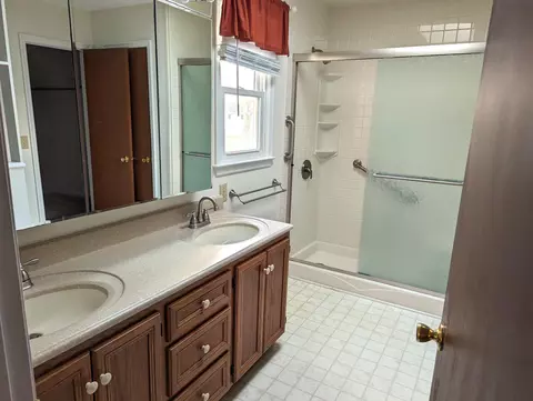 Bath - 904 Main St, Jackson, SC 29831 photo 5 of 6