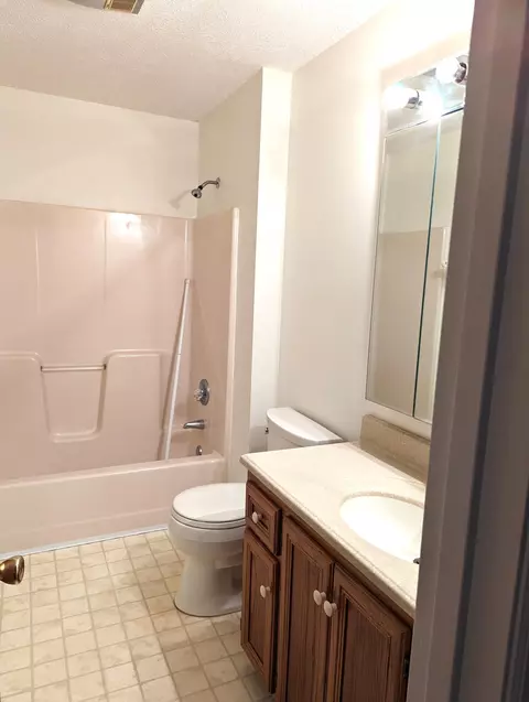 Bath - 904 Main St, Jackson, SC 29831 photo 2 of 6