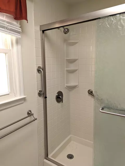 Bath - 904 Main St, Jackson, SC 29831 photo 3 of 6