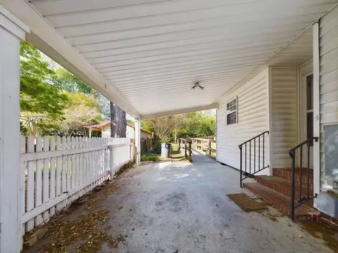 Exterior - 718 Colleton Ave SE, Aiken, SC 29801 photo 5 of 9