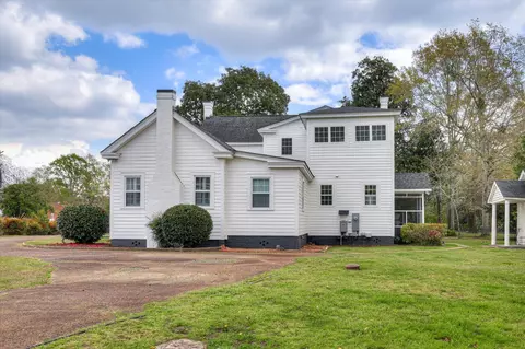 Exterior - 208 Calhoun St, Johnston, SC 29832 photo 15 of 16