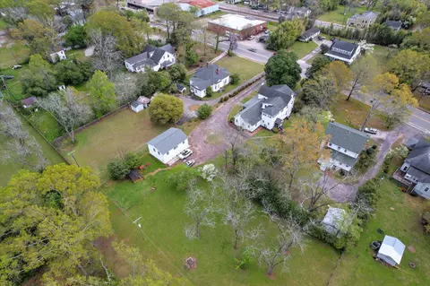 View/Area - 208 Calhoun St, Johnston, SC 29832 photo 6 of 8