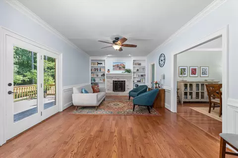 Living - 150 Springlakes Dr, Martinez, GA 30907 photo 1 of 3