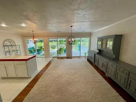 Living - 789 Boardman Rd, Aiken, SC 29803 photo 4 of 6