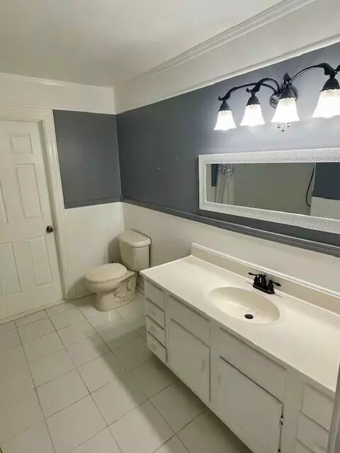 Bath - 789 Boardman Rd, Aiken, SC 29803 photo 2 of 4