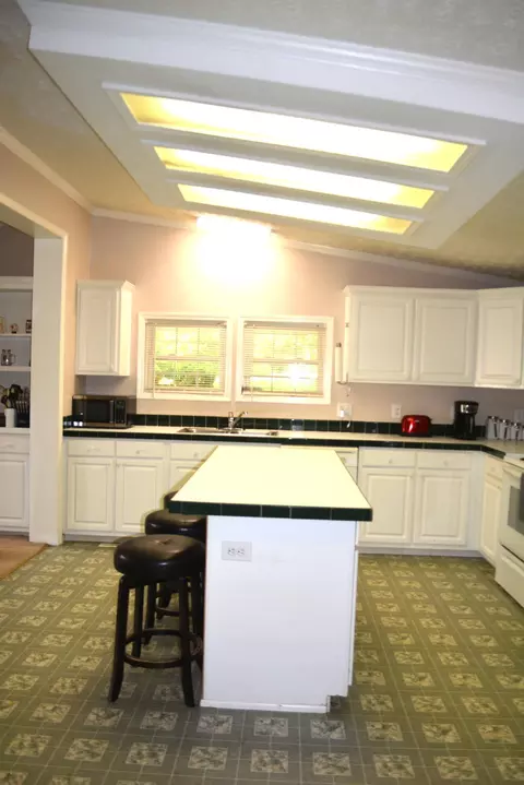 2146 Spring Hill Rd, Gilbert, SC 29054 photo 18