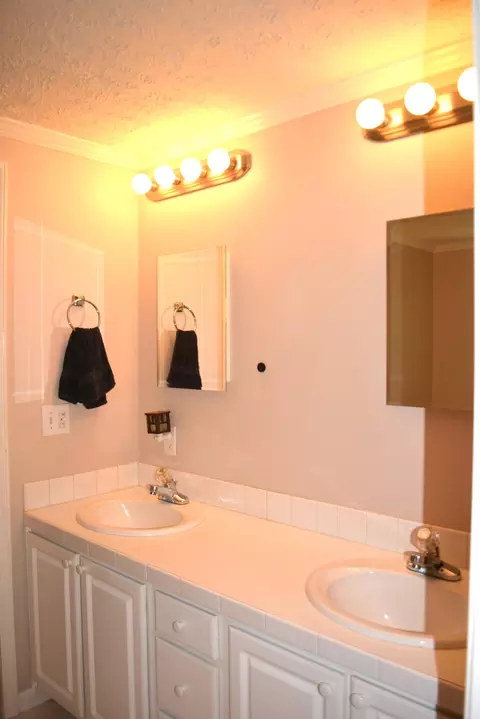 2146 Spring Hill Rd, Gilbert, SC 29054 photo 38