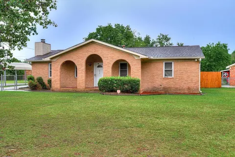 1838 Formosa Dr, Augusta, GA 30906