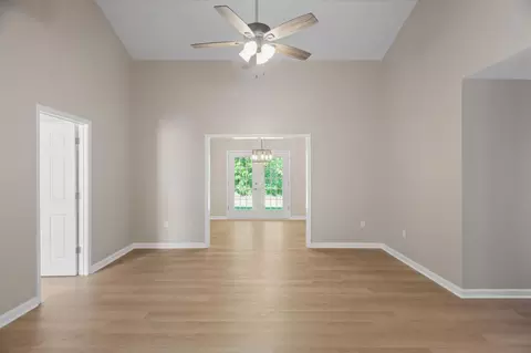 Living - 30 Roosevelt Ct NE, Aiken, SC 29801 photo 1 of 3
