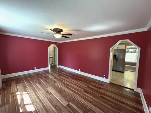 Living - 110 4th St, Jackson, SC 29831 photo 1 of 4