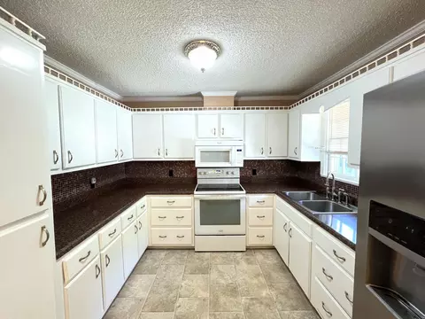 Kitchen - 110 4th St, Jackson, SC 29831 photo 2 of 4