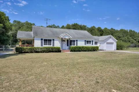 5376 Charleston Hwy, Williston, SC 29853