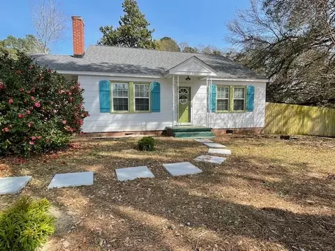 1206 Pine Dr NW, Aiken, SC 29801