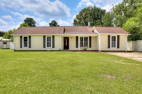120 Hollingsworth Dr, Grovetown, GA 30813