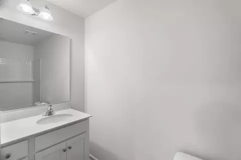 Bath - 864 Pullman Loop, Aiken, SC 29801 photo 3 of 5