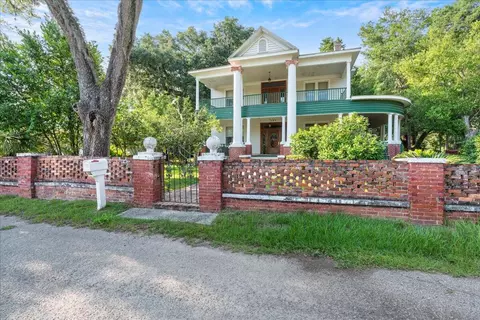 125 Magnolia St, Walterboro, SC 29488