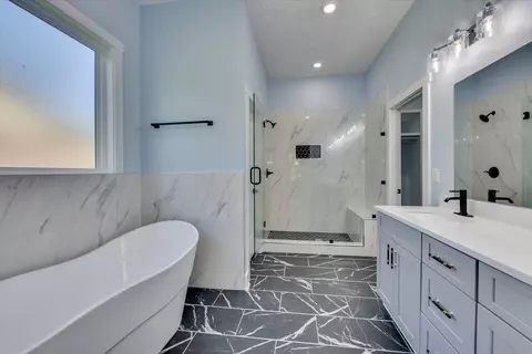 Bath - 2507 Cairo Drive Dr, Augusta, GA 30906 photo 1 of 5