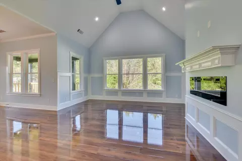 Living - 2507 Cairo Drive Dr, Augusta, GA 30906 photo 2 of 5
