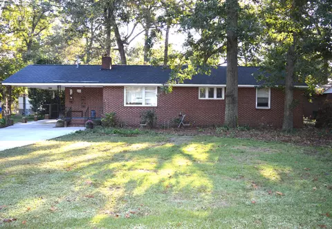 102 Clifton St, Aiken, SC 29803