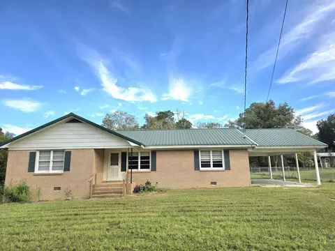 50 Pineneedle Rd, Barnwell, SC 29812